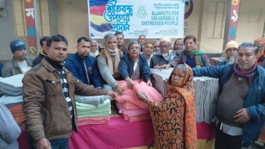 শিবগঞ্জে শীতে উষ্ণতার আয়োজনে রোকেয়া ছাত্তার ফাউন্ডেশন